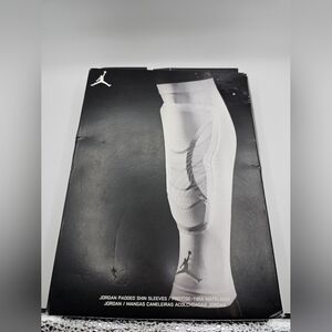 Jordan Basketball Padded Shin Sleeves Size L/XL